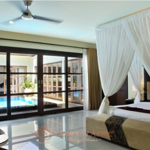 Curtain Premium 37